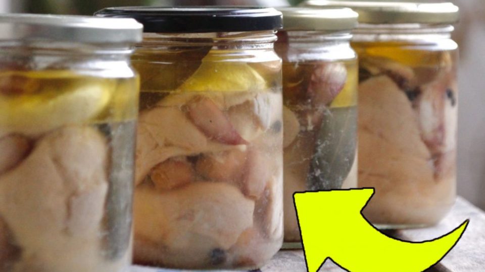 Pollo fresco e intacto, si haces esto te durará un año entero: ¡es un truco muy sencillo!
