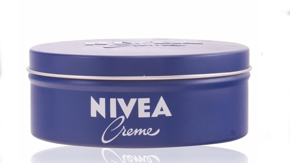 Crema Nivea: siempre infravalorada, ¡descubre sus 7 usos que seguro no conoces!
