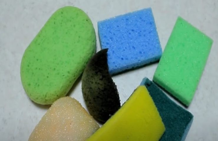 Esponjas viejas, no las tires: lo que puedes hacer con ellas te sorprenderá