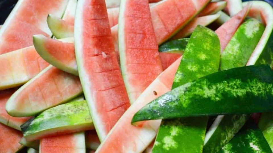 Ya no tirarás las cáscaras de sandía: valen su peso en oro para ser reutilizadas de esta manera