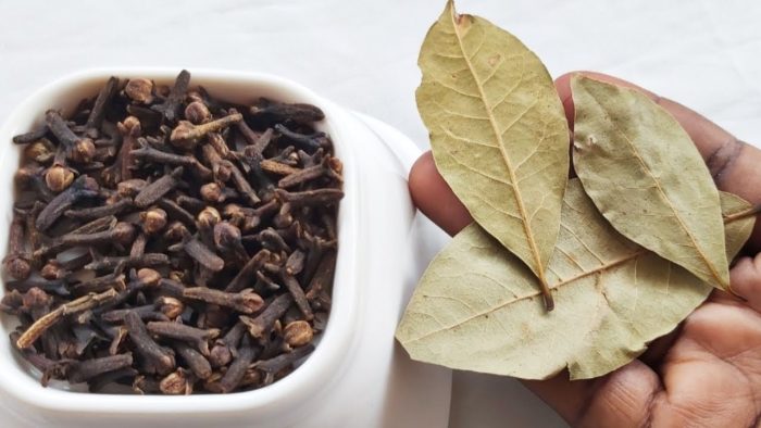 Clavo de olor y hojas de laurel: beneficios
